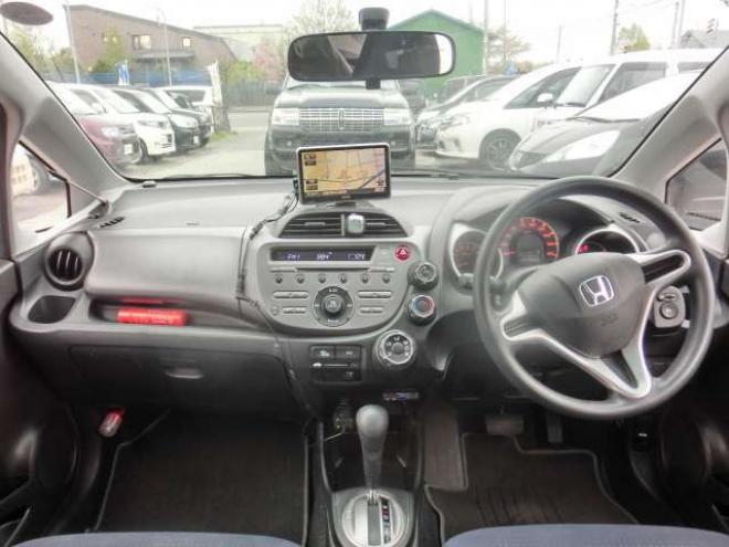 フィット1.3 G 4WD　社外ナビ　ETC　Rカメラ 1300 5Dr