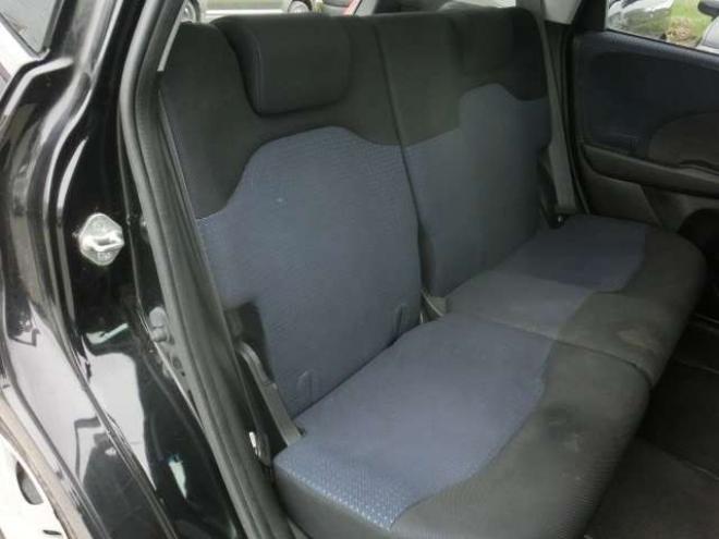 フィット1.3 G 4WD　社外ナビ　ETC　Rカメラ 1300 5Dr