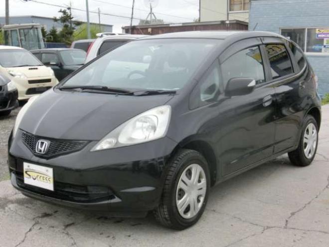 フィット1.3 G 4WD　社外ナビ　ETC　Rカメラ 1300 5Dr