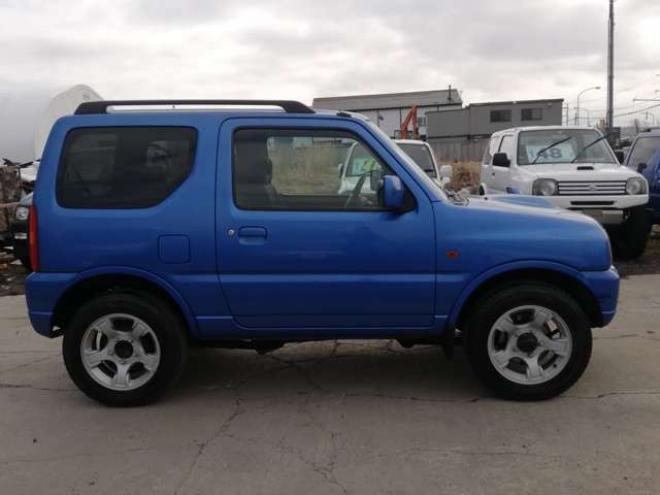 ジムニーXC 4WD　ターボ　背面タイヤ 660 3Dr