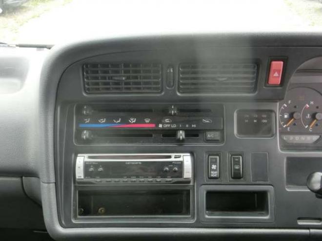 レジアスエース3.0 DX GLパッケージ仕様車 ロングボディ ディーゼル 4WD　寒冷地仕様　リアヒーター 両側スライド 3000 4Dr