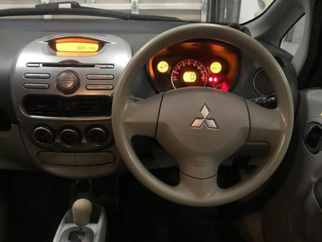 iＳ　ハーティーラン　助手席回転シート　１年保証走行距離無制限 4WD 660 5Dr