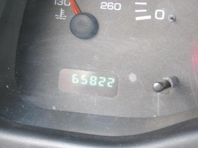 ダッジデュランゴ ５．９Ｌ　Ｖ８　マグナムエンジン　４ＷＤ　コラムＡＴ　レザー 4WD 5900 5Dr