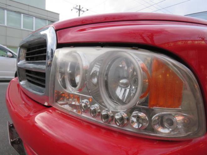 ダッジデュランゴ ５．９Ｌ　Ｖ８　マグナムエンジン　４ＷＤ　コラムＡＴ　レザー 4WD 5900 5Dr