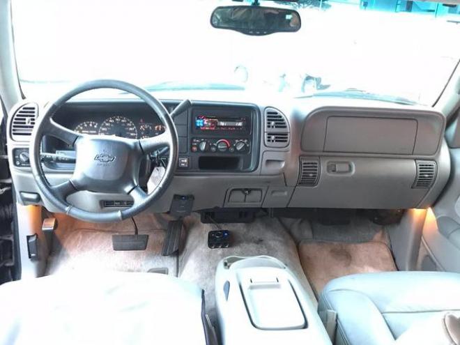 シボレータホ 本皮電動シート　ヒッチメンバー　社外アルミ 2WD 5700 5Dr