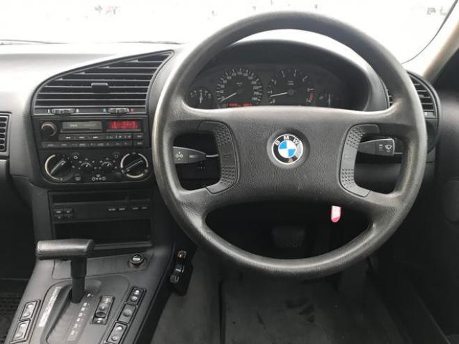 BMWＢＭＷ ３２０ｉ 2WD 2000 4Dr