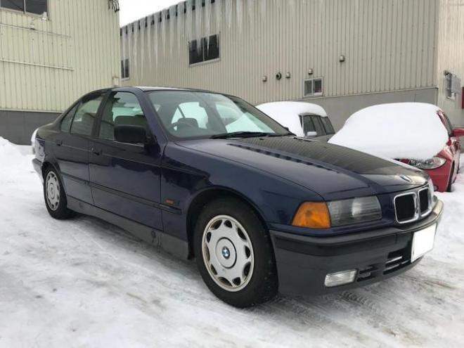 BMWＢＭＷ ３２０ｉ 2WD 2000 4Dr