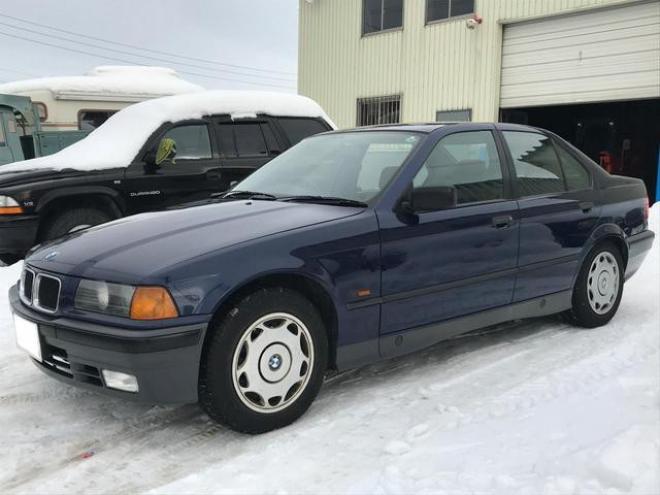 BMWＢＭＷ ３２０ｉ 2WD 2000 4Dr