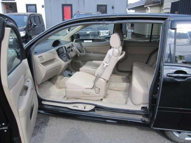 ラウム1.5 HIDセレクション 4WD　HDDナビ　地デジ　パワスラ 1500 5Dr