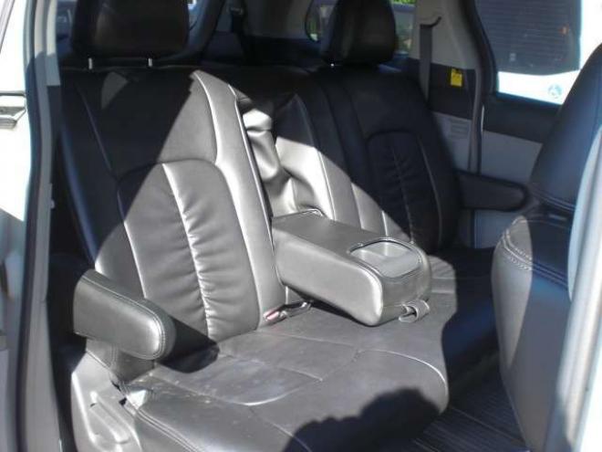 エスティマ2.4 アエラス 4WD　TVナビ　Bカメラ　両側パワスラ　ETC 2400 5Dr