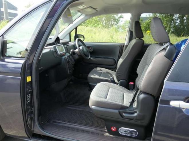 スペイド1.5 X 4WD　電動スライドピラーレス 1500 4Dr