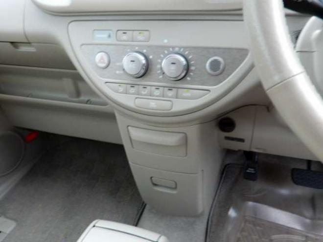 ポルテ1.5 150i Gパッケージ 4WD　 1500 3Dr