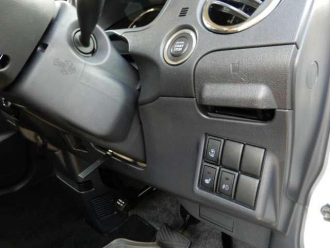 ルークスハイウェイスター 4WD　電動スライドドア　プッシュスタート 660 5Dr
