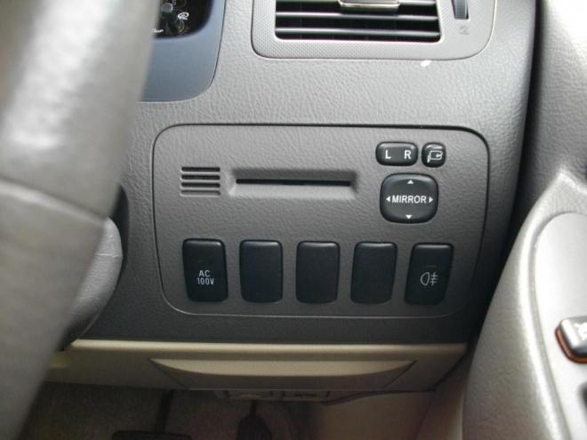 アルファードハイブリッドE-Four 4WD 2400 5Dr