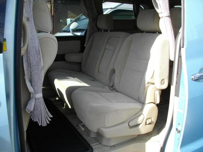 アルファードハイブリッドE-Four 4WD 2400 5Dr