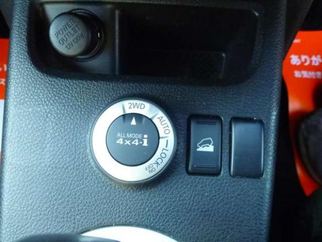 エクストレイル2.0 20X 4WD　 2000 5Dr
