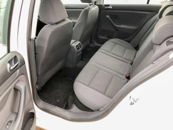 ゴルフVW 夏冬タイヤ　キーレス　寒冷地仕様　禁煙車