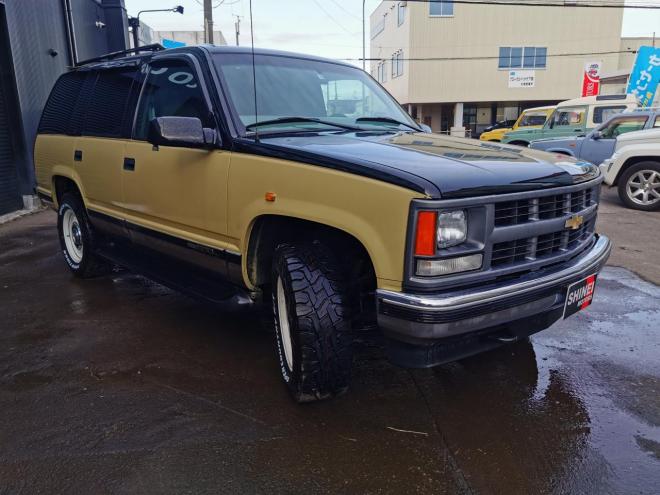 GMCユーコン　SLT　5.7L　V8 4WD 5700 5Dr