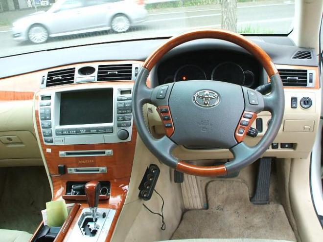 マジェスタi-four 4WD 4300 4Dr