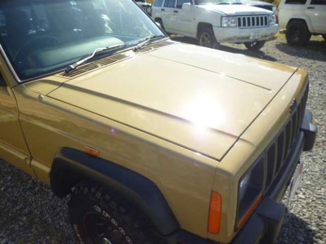 チェロキースポーツ 4WD　弊社オリジナルレトロカラーカスタム 正規輸入車 4000