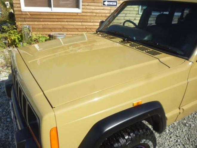 チェロキースポーツ 4WD　弊社オリジナルレトロカラーカスタム 正規輸入車 4000
