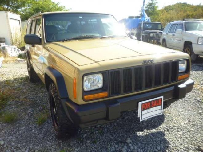 チェロキースポーツ 4WD　弊社オリジナルレトロカラーカスタム 正規輸入車 4000