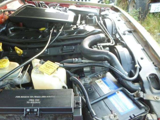 チェロキースポーツ 4WD　弊社オリジナルレトロカラーカスタム 正規輸入車 4000