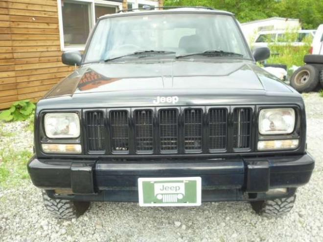 チェロキーリミテッド 4WD　外装内装オールブラック車 正規輸入車 4000