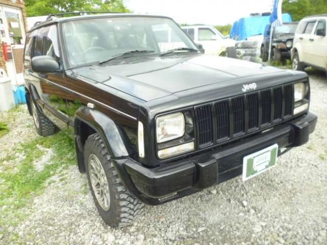 チェロキーリミテッド 4WD　外装内装オールブラック車 正規輸入車 4000