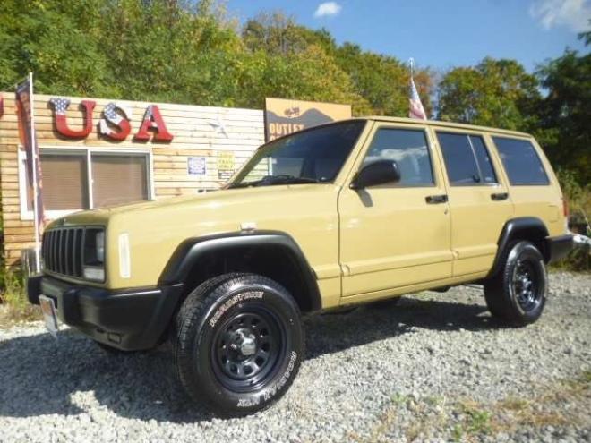 チェロキースポーツ 4WD　弊社オリジナルレトロカラーカスタム車 正規輸入車 4000