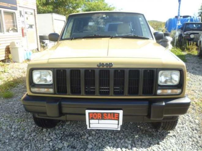チェロキースポーツ 4WD　弊社オリジナルレトロカラーカスタム車 正規輸入車 4000