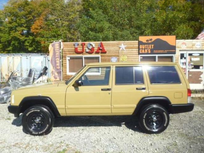 チェロキースポーツ 4WD　弊社オリジナルレトロカラーカスタム車 正規輸入車 4000