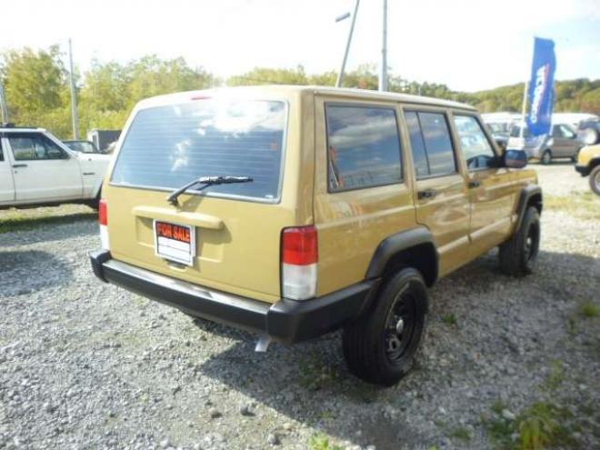 チェロキースポーツ 4WD　弊社オリジナルレトロカラーカスタム車 正規輸入車 4000