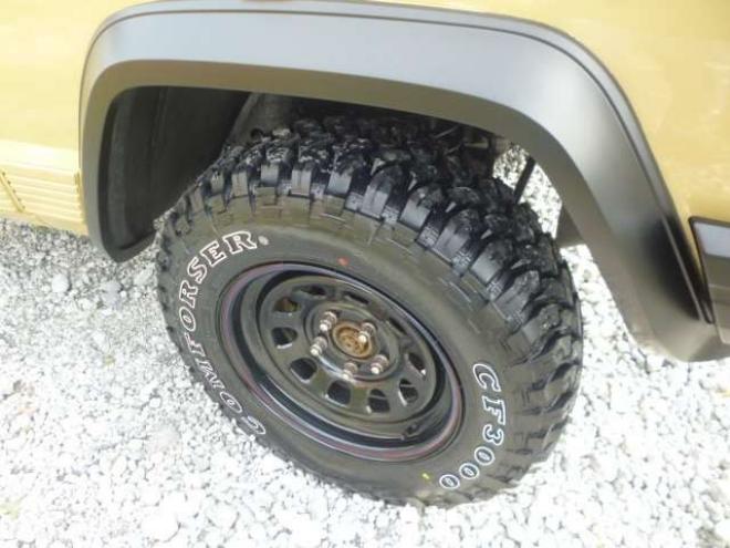 チェロキースポーツ 4WD　弊社オリジナルレトロカラー車 正規輸入車 4000