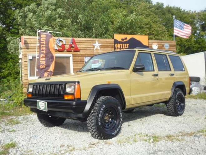 チェロキースポーツ 4WD　弊社オリジナルレトロカラー車 正規輸入車 4000