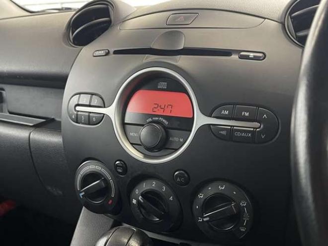 デミオ1.3 13C 4WD　エンジンスターター　キーレス 1300