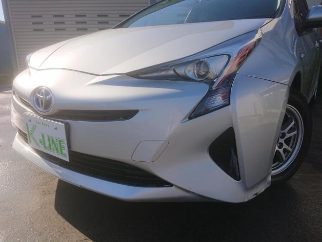 プリウスS　ワンオーナー車　ハイブリッド車　寒冷地仕様　純正SDナビ・TV　LEDヘッドライト　プッシュスタート　ワイパーデアイサー　ビルトインETC　 ステアリングスイッチ機能　オートライト機能　横滑り防止機能　純正１５インチAW＆夏タイヤ　社外１５インチAW＆冬タイヤ　カタログ燃費JC08モード　３４．０㎞/L　4WD 1800 5Dr