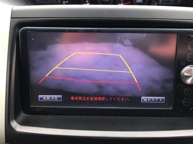 ノアＳｉ　４ＷＤ　純正シートカバー　ミラーウィンカー　アルミホイール　ＨＩＤヘッドライト　３列シート　フルフラットシート　ウォークスルー　キーレスエントリー　スマートキー 4WD 2000 5Dr