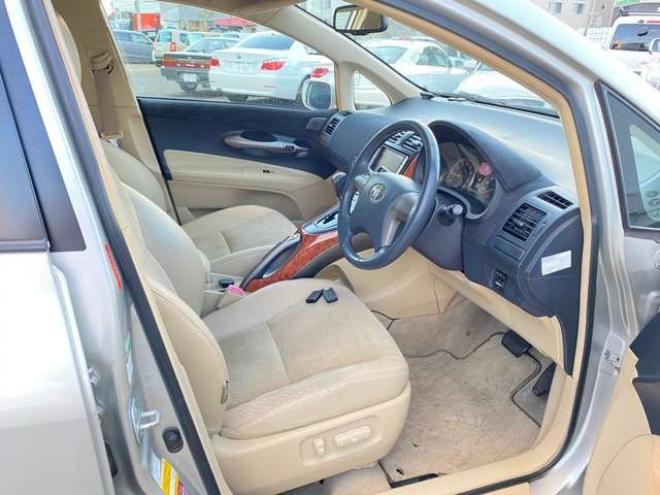 ブレイド2.4 G 4WD　 2400
