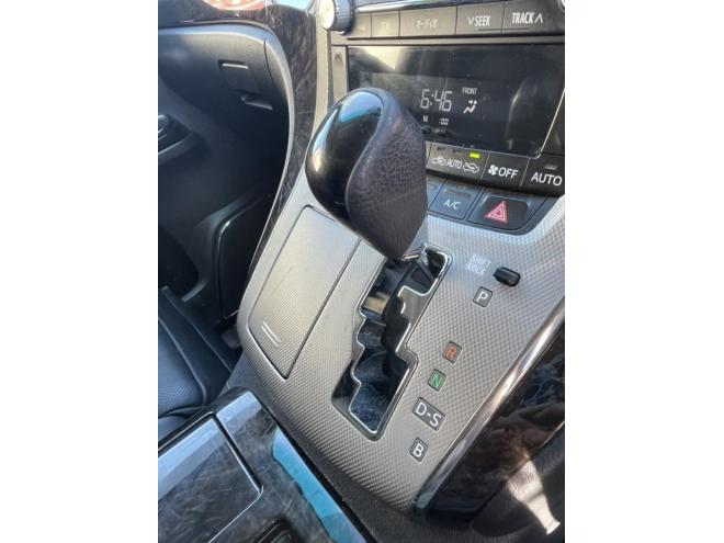 アルファードハイブリッドSRCパッケージ 4WD 2400 5Dr