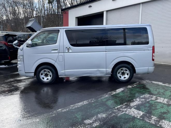 ハイエースバンスーパーGL 4WD 2.98 5Dr