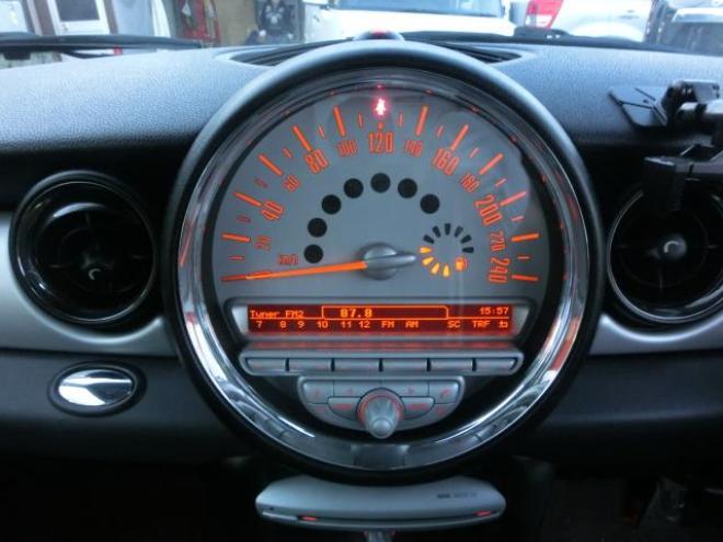 ミニMINI MINI クーパー クラブマン 1600 4Dr