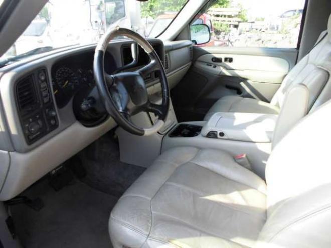 シボレーサバーバン 1500 5.3 V8 4WD　ヒッチメンバー　リフトアップ 5300