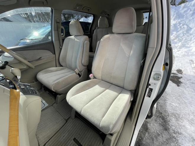 エスティマ2.4アエラス 4WD 4WD 2400 5Dr