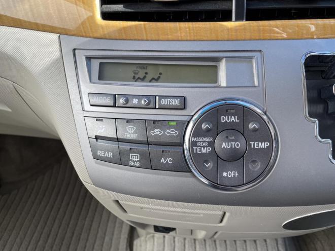 エスティマ2.4アエラス 4WD 4WD 2400 5Dr