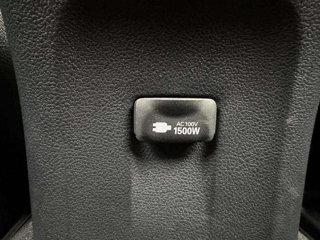 プリウスAプレミアムツーリングセレクション 4WD 1800 5Dr