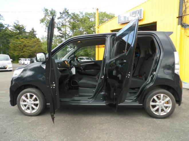 ワゴンRＸ　スマートフォン連携ナビ 4WD 660 5Dr