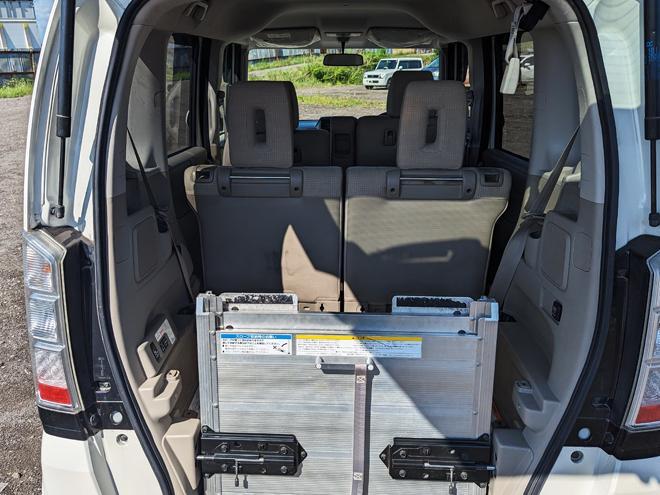 N-BOX+G　車いす仕様車　4WD 4WD 660 5Dr
