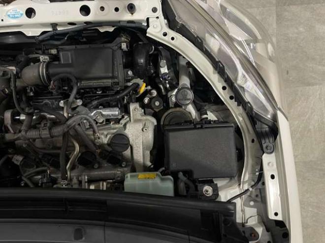 アクア1.5 S　フルエアロ　社外アルミホイール　SDナビ 2WD 1500