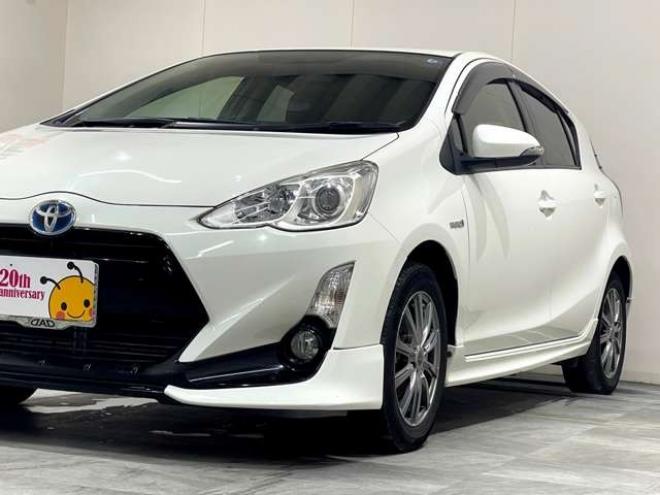 アクア1.5 S　フルエアロ　社外アルミホイール　SDナビ 2WD 1500